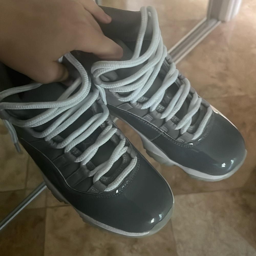 Cool grey concord 11 size 6 women’s authentic